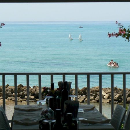 Hotel Sul Mare Al Gabbiano Scoglitti Exteriör bild
