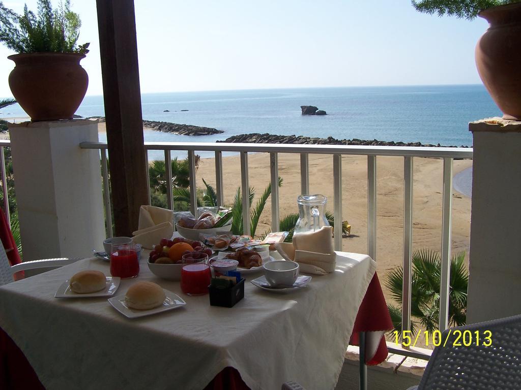 Hotel Sul Mare Al Gabbiano Scoglitti Exteriör bild