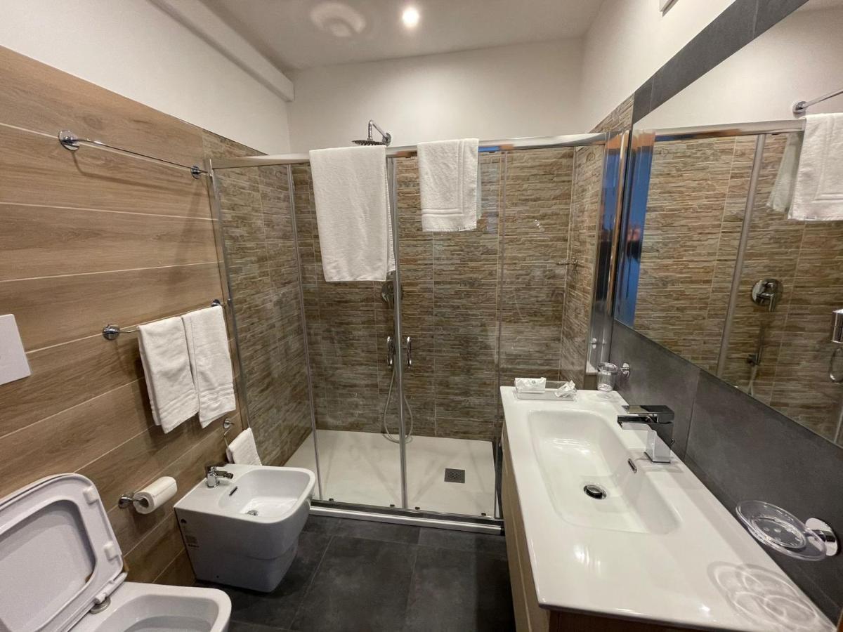 Hotel Sul Mare Al Gabbiano Scoglitti Exteriör bild