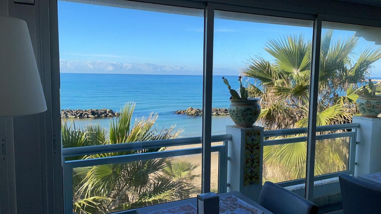 Hotel Sul Mare Al Gabbiano Scoglitti Exteriör bild