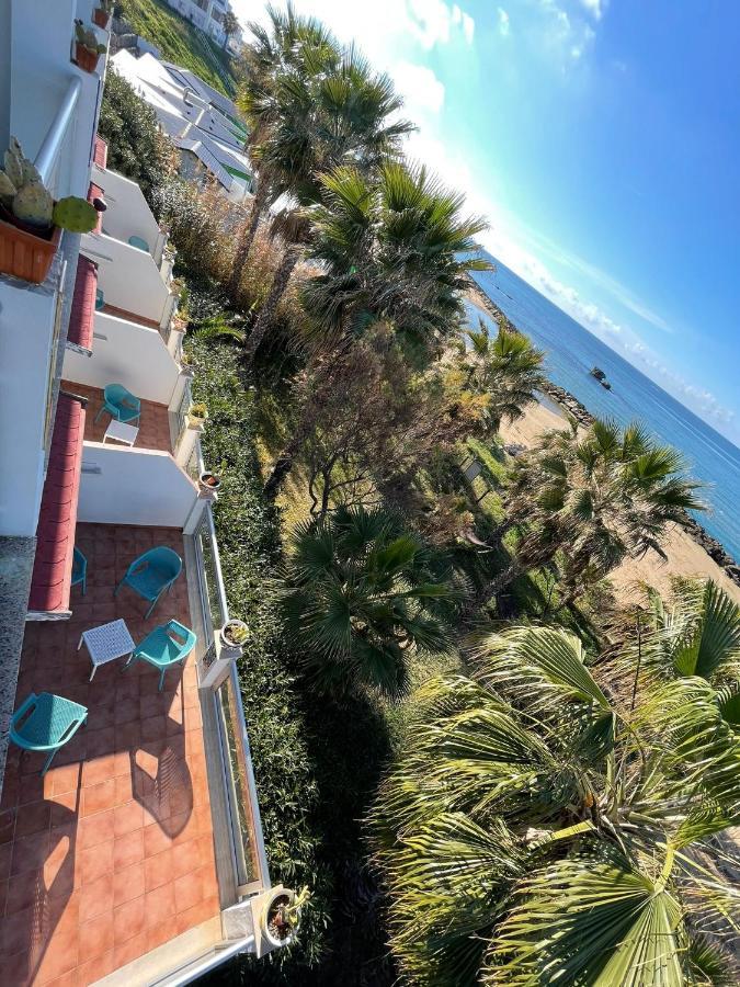 Hotel Sul Mare Al Gabbiano Scoglitti Exteriör bild