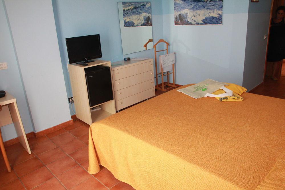 Hotel Sul Mare Al Gabbiano Scoglitti Exteriör bild
