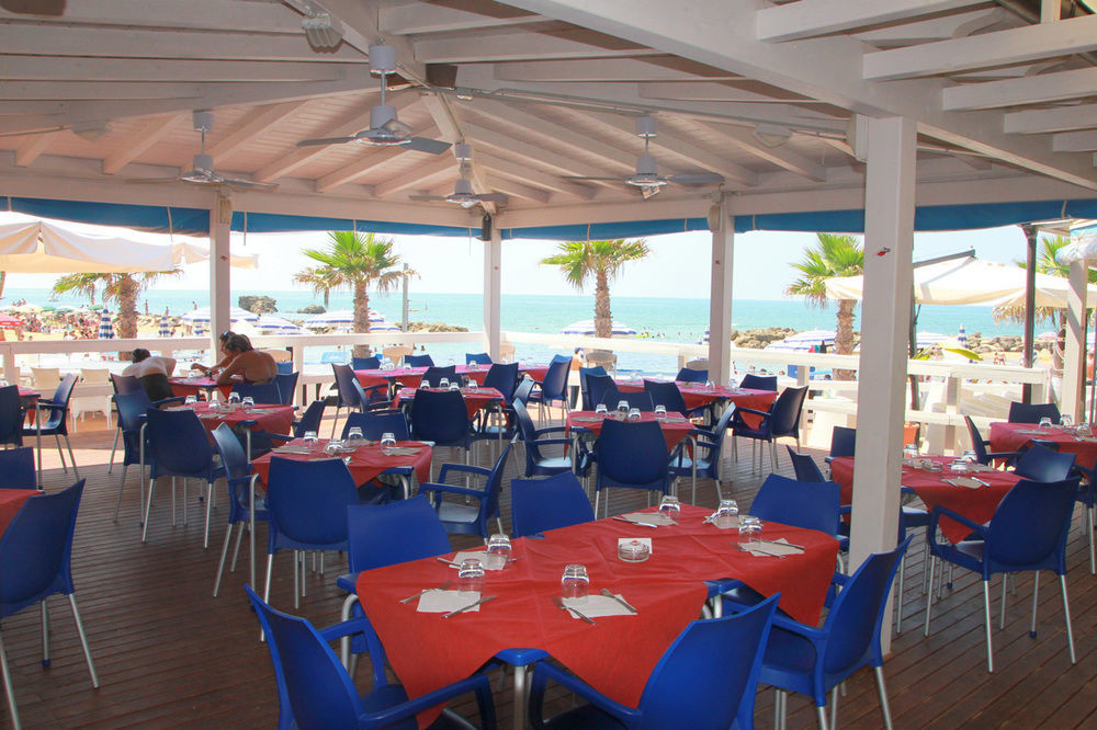Hotel Sul Mare Al Gabbiano Scoglitti Exteriör bild