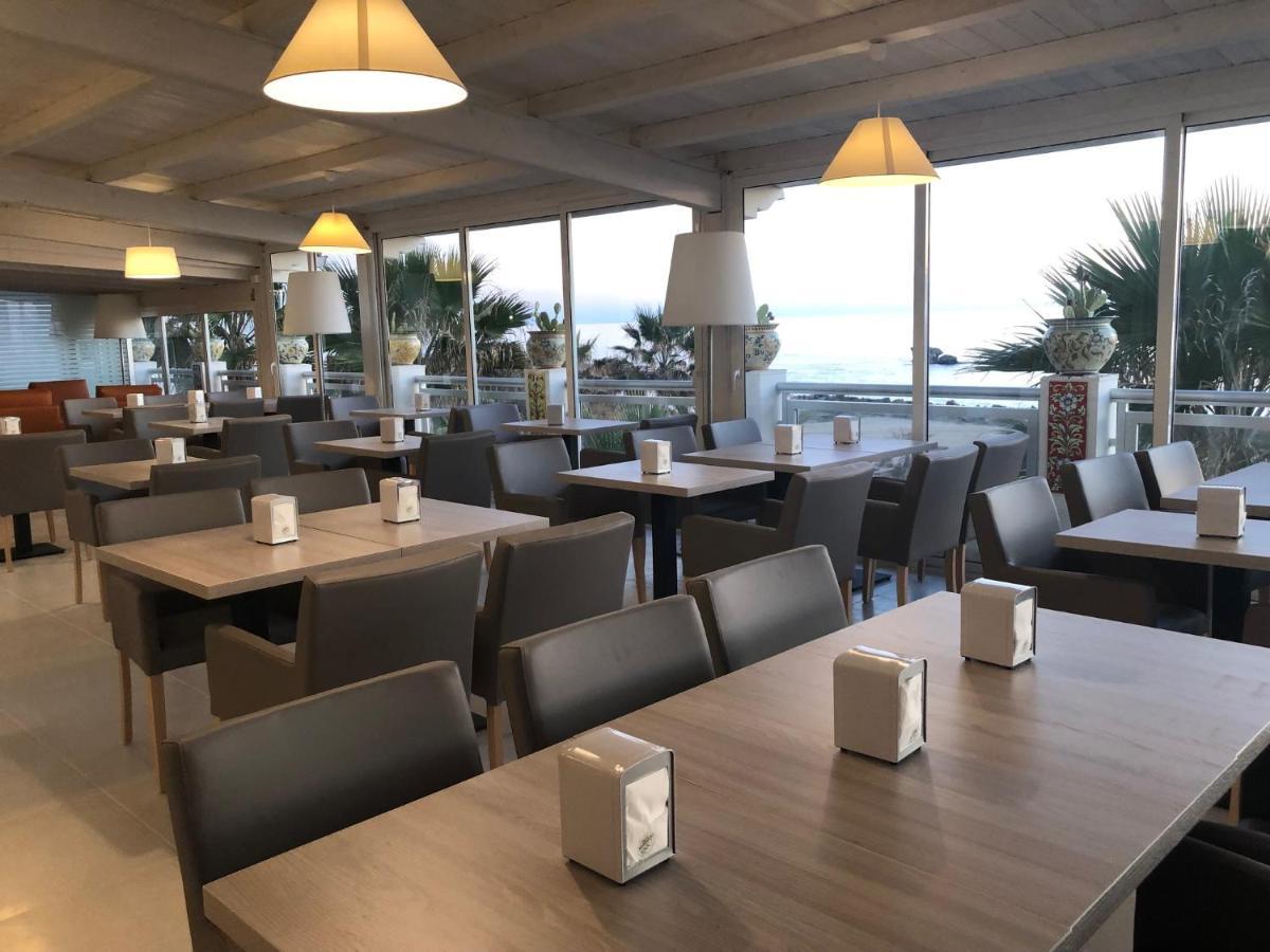 Hotel Sul Mare Al Gabbiano Scoglitti Exteriör bild